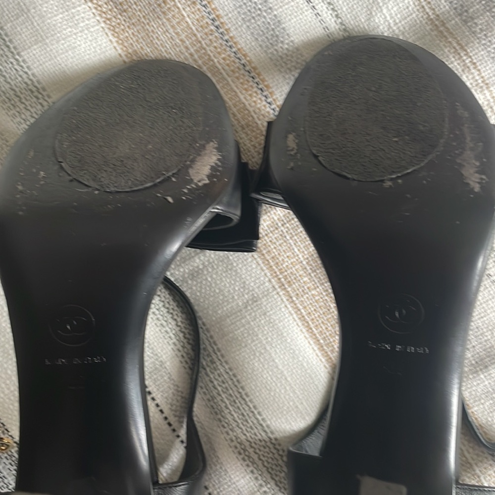 Black Chanel Heels - Picture 4 of 4